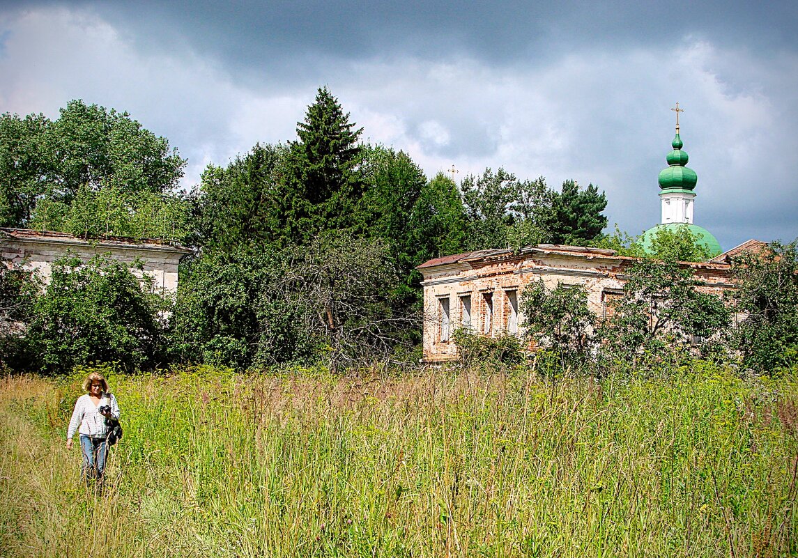 Вот и развалины пошли,,, - Анатолий Колосов