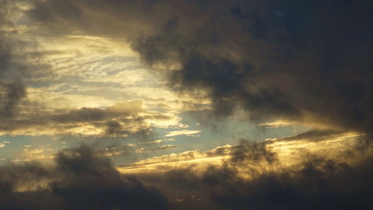 Пугающие облака - Татьяна Р Пугающие облака - Татьяна Р