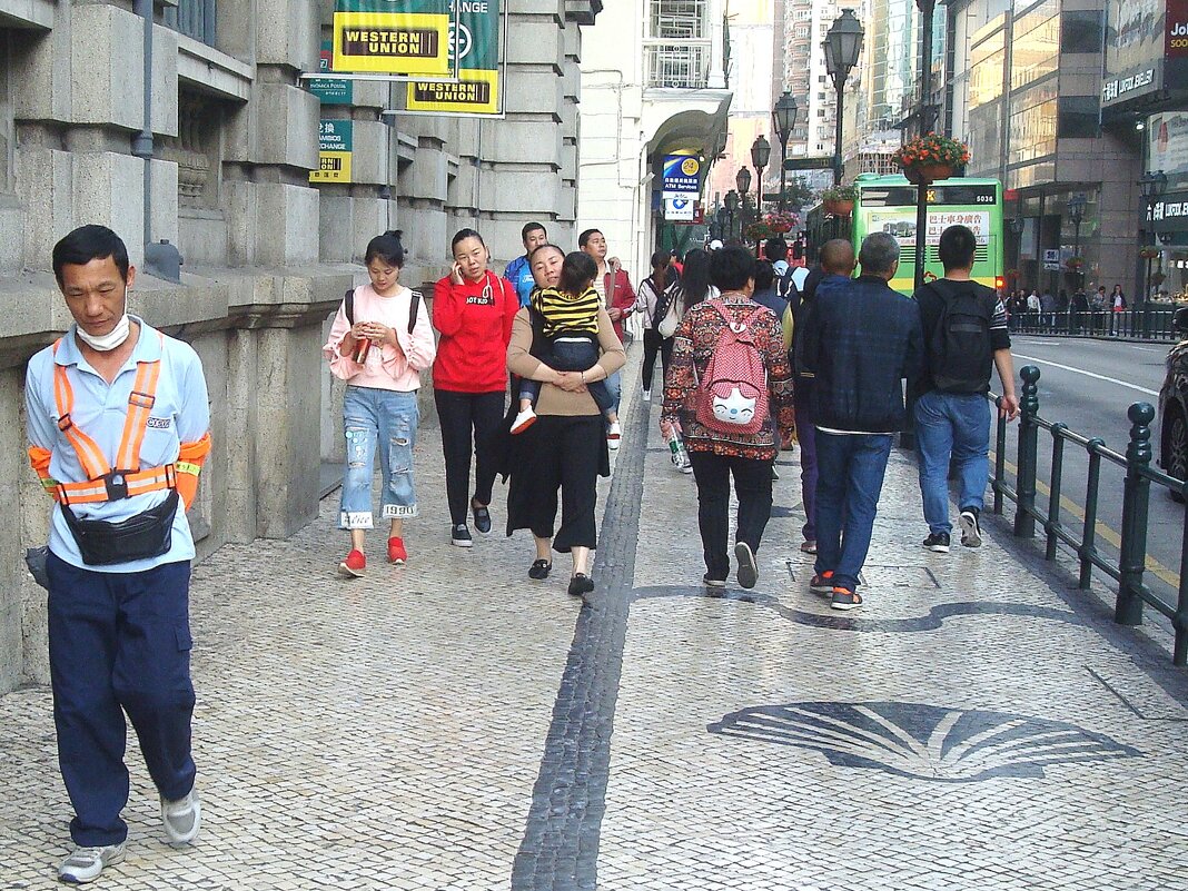 Прохожие, Макао - svk *
