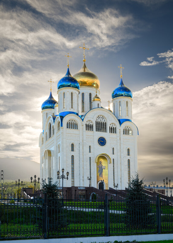 Кафедральный собор Рождества Христова.г.Южно-Сахалинск - Alexander Fedotov Кафедральный собор Рождества Христова.г.Южно-Сахалинск - Alexander Fedotov