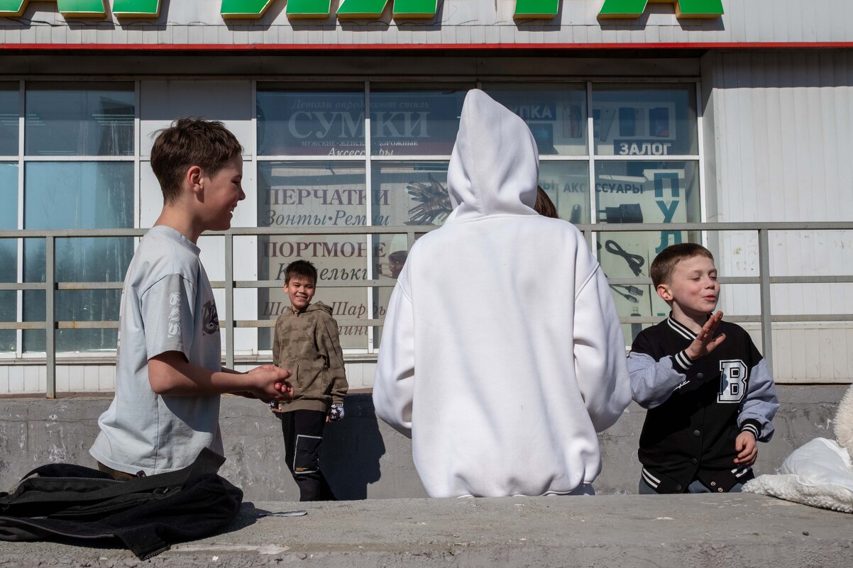 *** - Валерий Михмель 