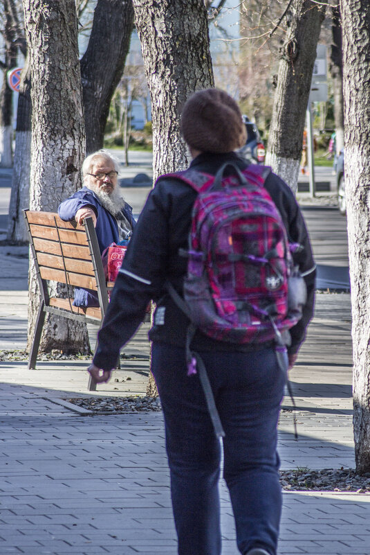 Портрет сурового, модного деда, смотрящего в мою душу - Коля Лукашов Портрет сурового, модного деда, смотрящего в мою душу - Коля Лукашов