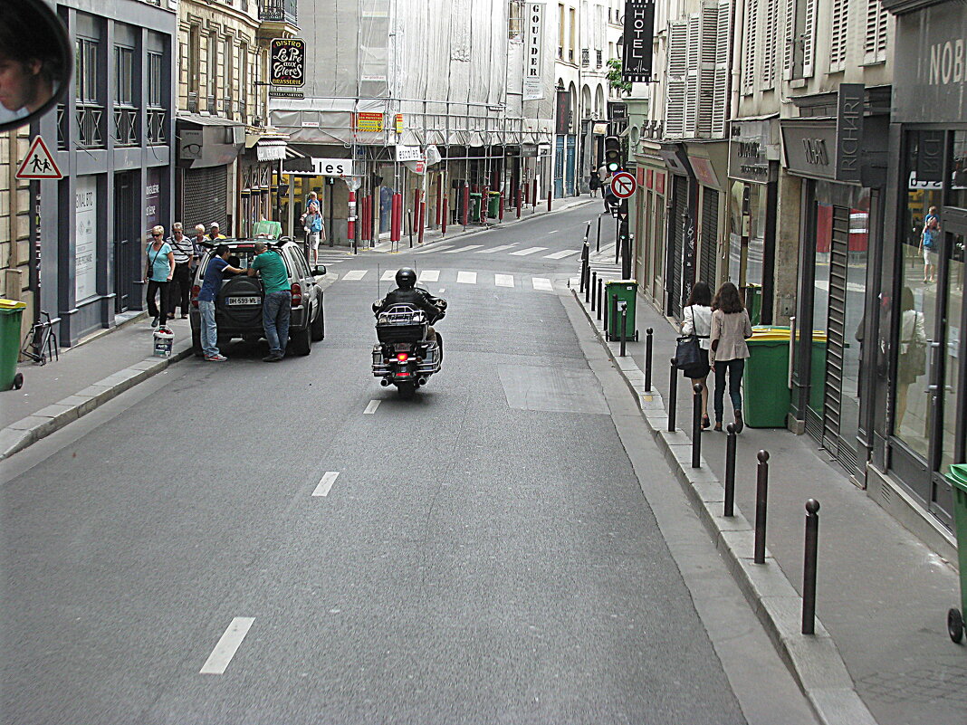 Париж. - Владимир Драгунский Париж. - Владимир Драгунский