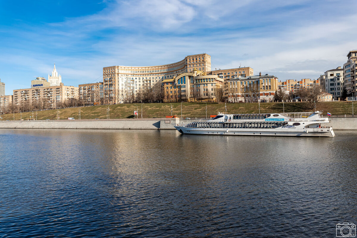 На реке - Александр 