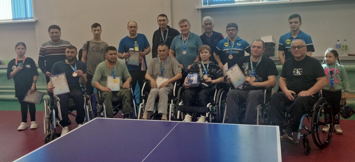 Друзья спорта - Андрей Хлопонин