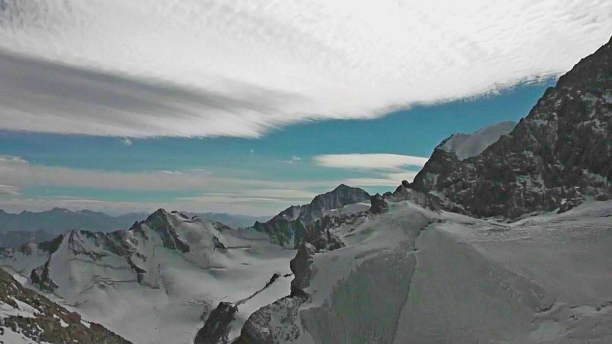 ГОРНАЯ ПРОГУЛКА. - Виктор Осипчук ГОРНАЯ ПРОГУЛКА. - Виктор Осипчук