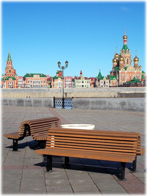 Весенняя синь - Alisia La DEMA Весенняя синь - Alisia La DEMA