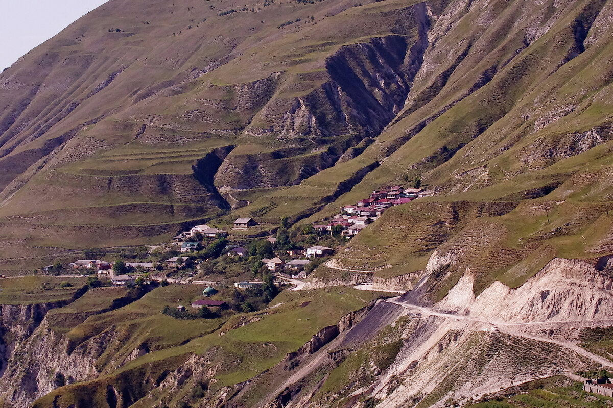 Село в горах - Сергей Швечков