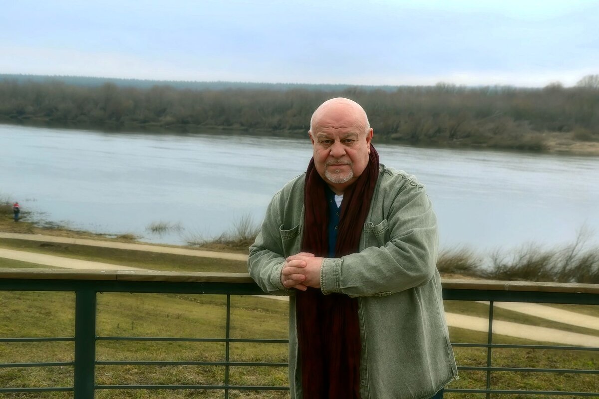 У Оки. - Михаил Столяров