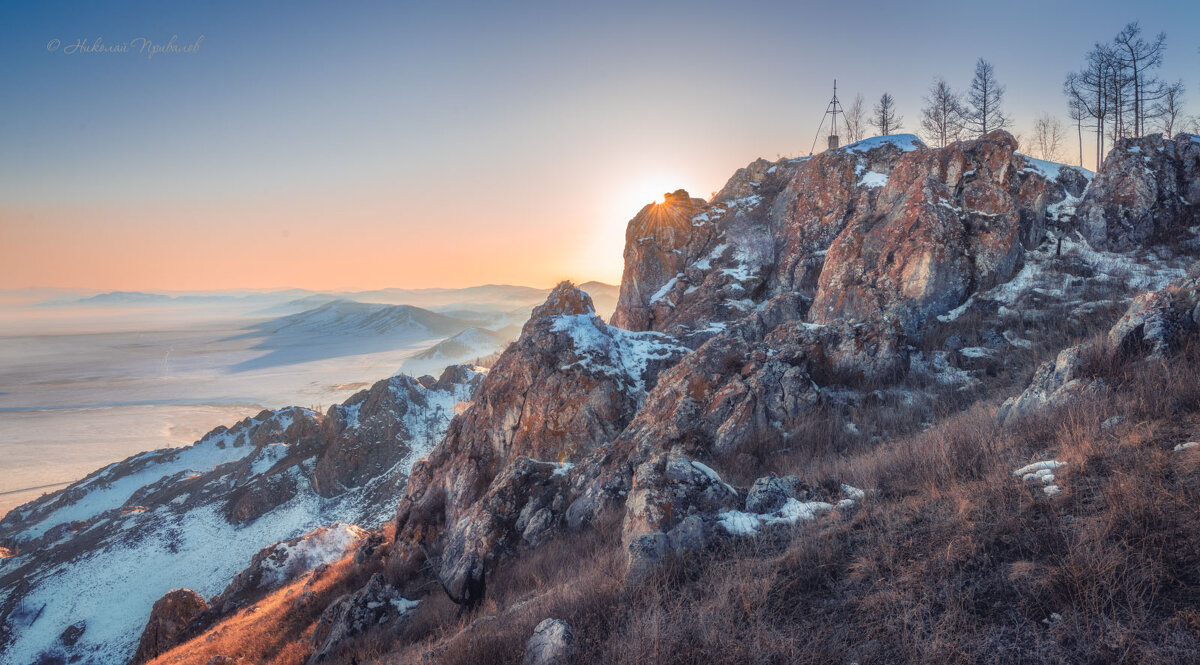 На вершине Амоги. - Николай Привалов На вершине Амоги. - Николай Привалов
