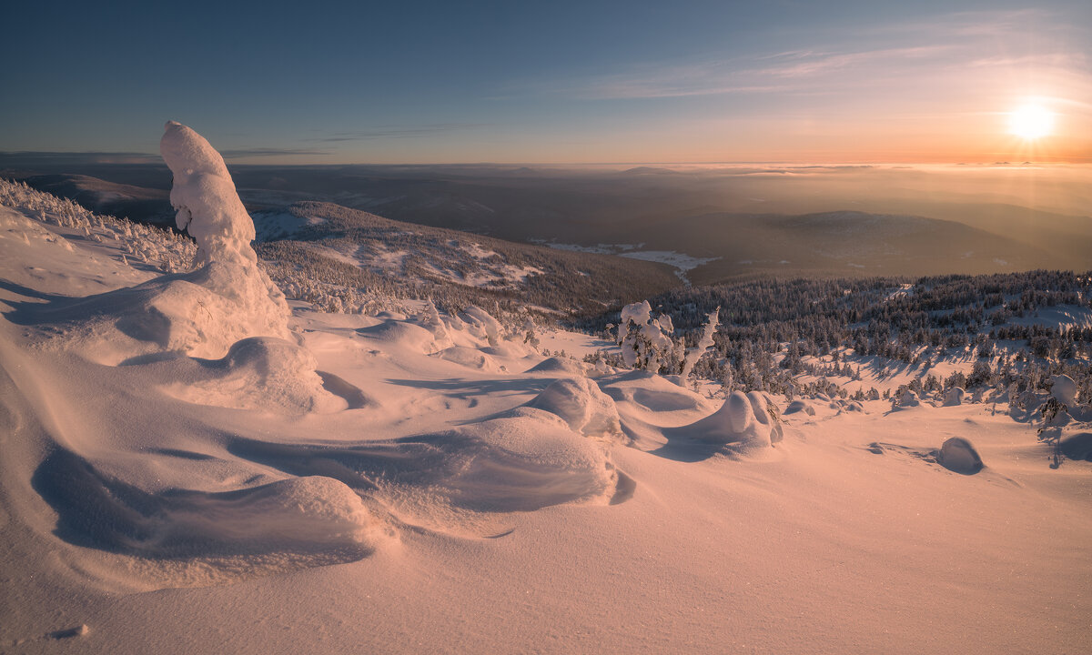 * - Александр Иванов * - Александр Иванов