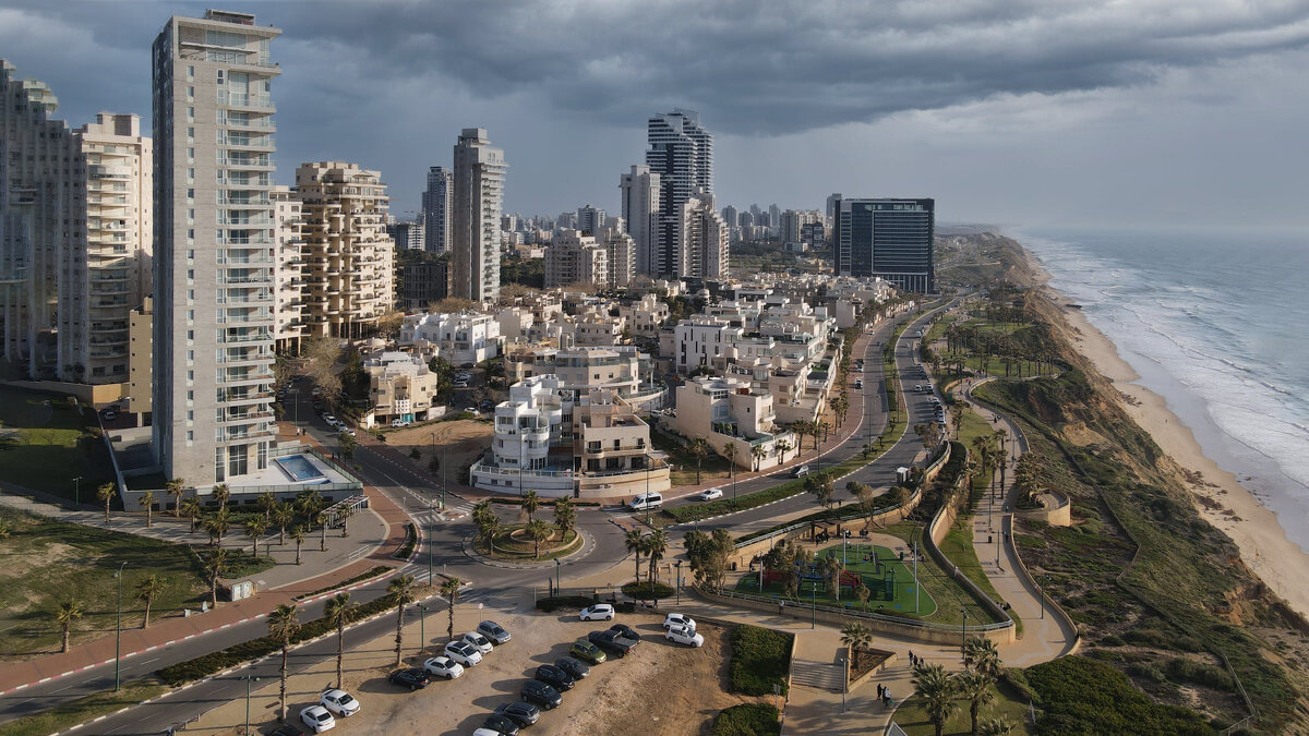 Натания - Valentin Bondarenko