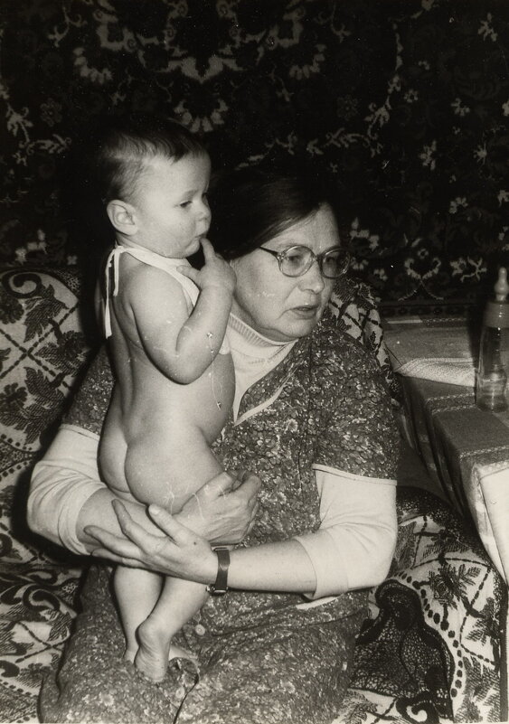 Смотрим телевизор - Игорь Ч.