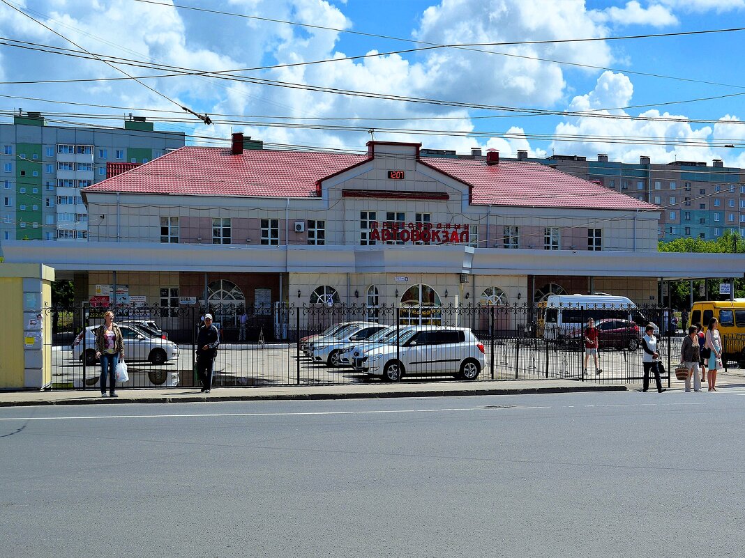 Чебоксары. Пригородный автовокзал. - Пётр Чернега