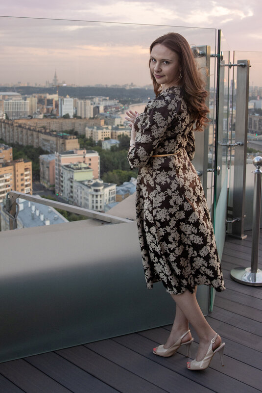 Над Москвой - Екатерина Максимова