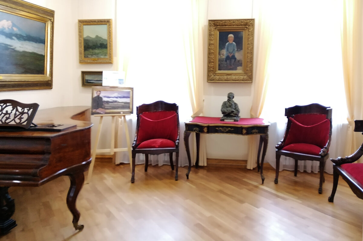 Кисловодск. В музее художника Н.А. Ярошенко - Gen Кисловодск. В музее художника Н.А. Ярошенко - Gen