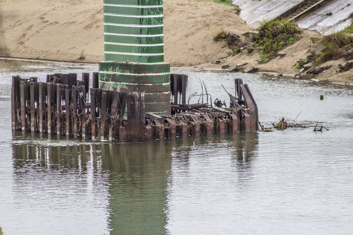 Чедеснейшая опора моста - Коля Лукашов