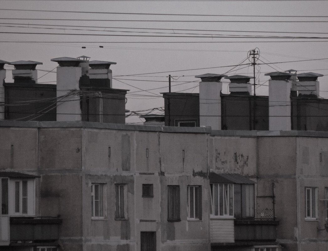 Вечер... далёкий двор. - Юрий Куликов Вечер... далёкий двор. - Юрий Куликов