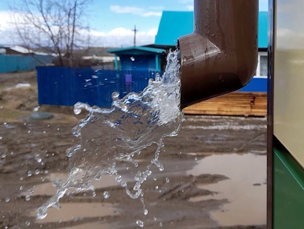 Танец весеннего водостока - Сергей Шаврин