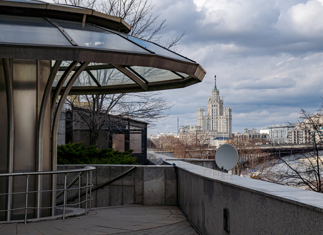 Чем дальше, тем выше. - Николай Нестеренко
