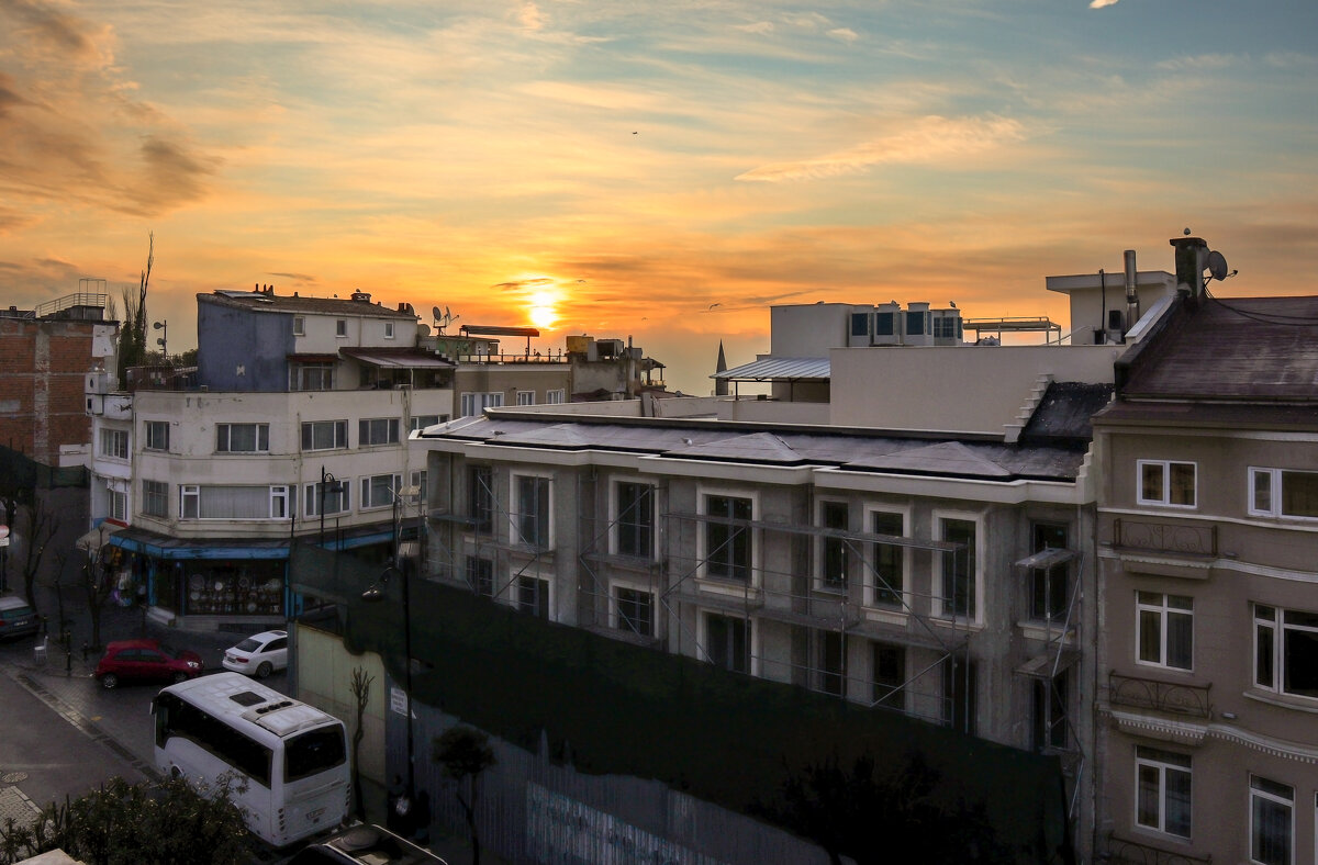 Вид из окна отеля - skijumper Иванов Вид из окна отеля - skijumper Иванов