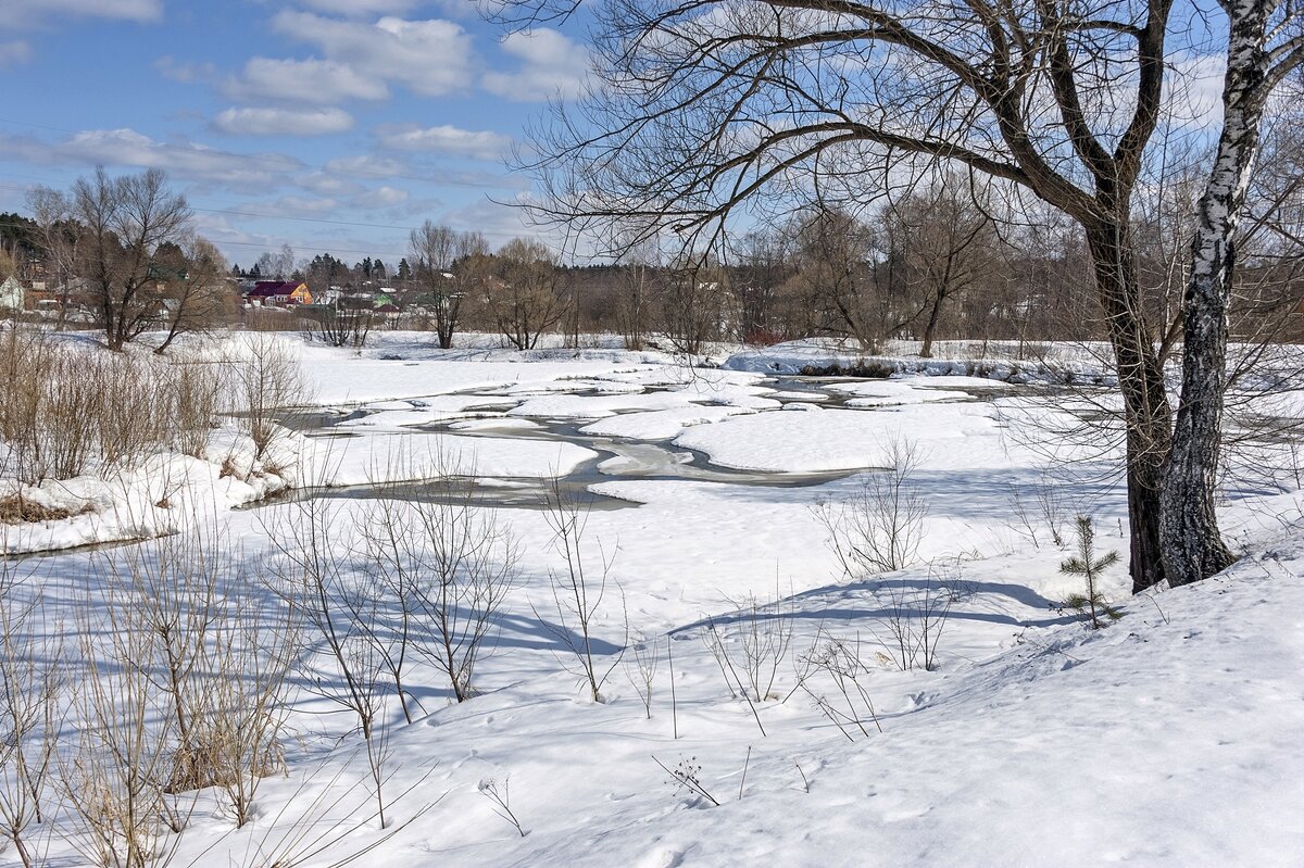 12 лет назад  в апреле было много снега - Валерий Иванович