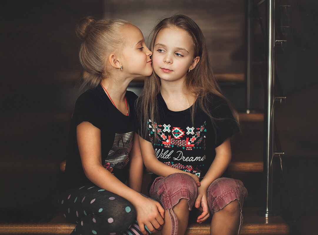 Ссорятся-дружатся.. - Лилия .