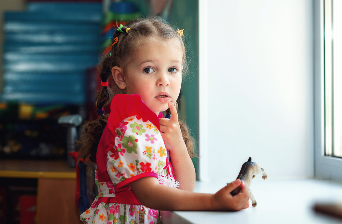 ... - Лилия . ... - Лилия .