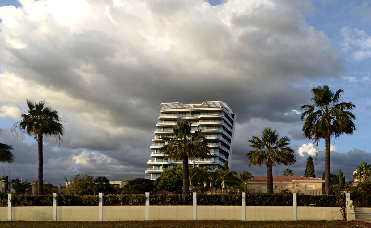 Кажется, дождь собирается...  Лимасол - Oleg4618 Шутченко