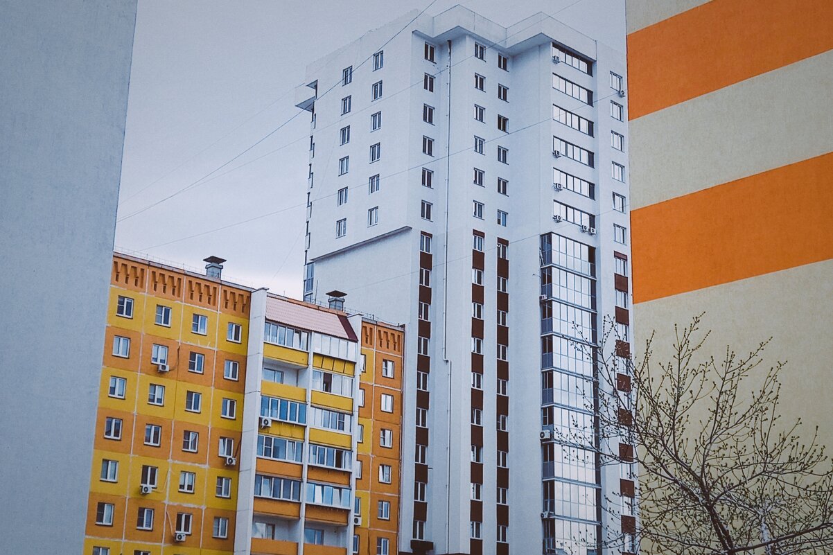 Высоко иль низко. - Игорь Солдаткин