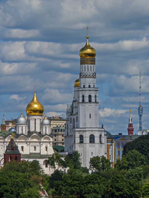 "А из нашего окна..." - Наталья Rosenwasser