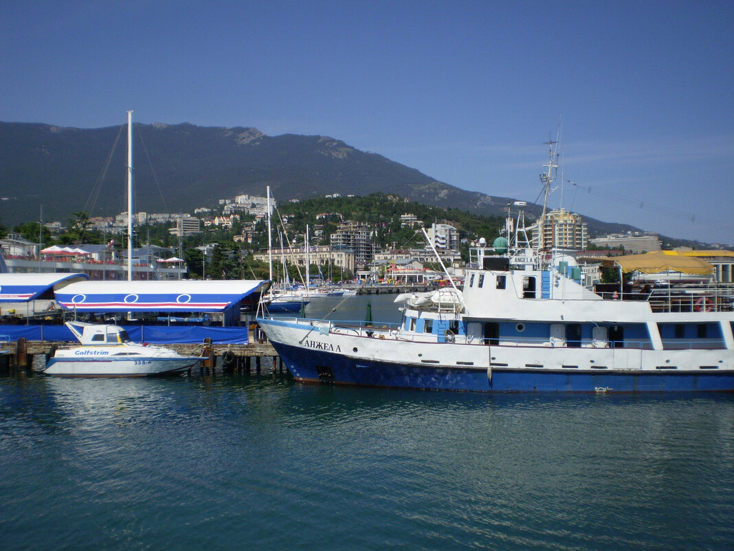 Yal - Андрей Л. В. Yal - Андрей Л. В.