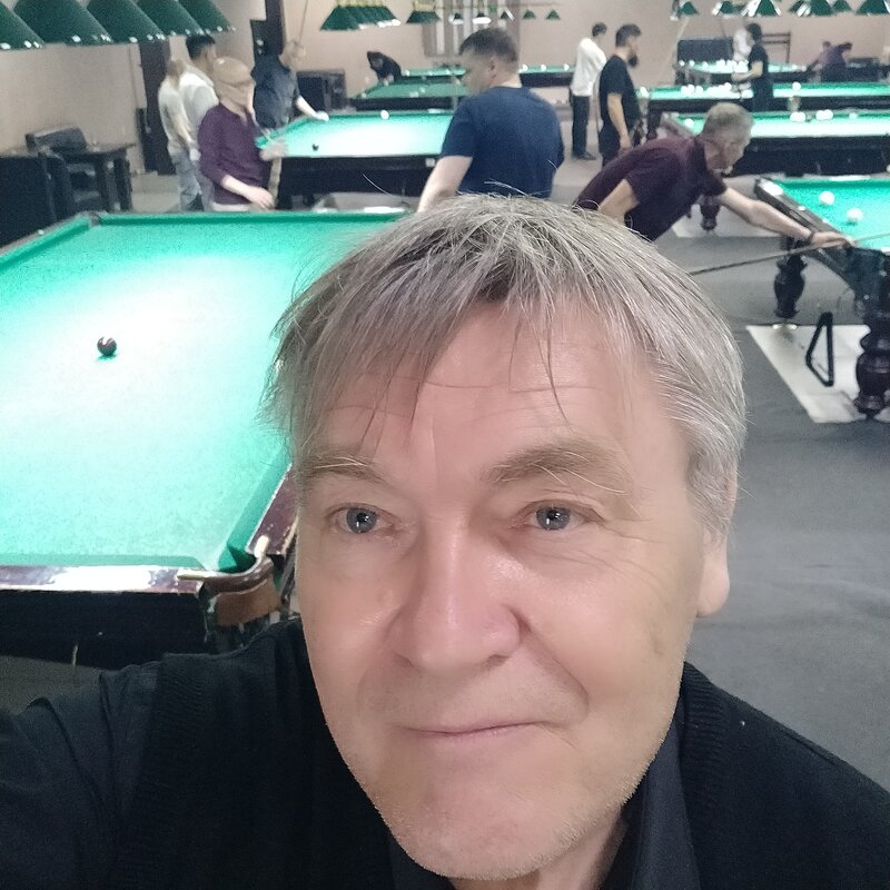 Играем - Андрей Хлопонин Играем - Андрей Хлопонин