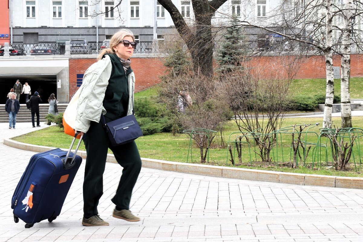 С самолёта в центр столицы. - Татьяна Помогалова