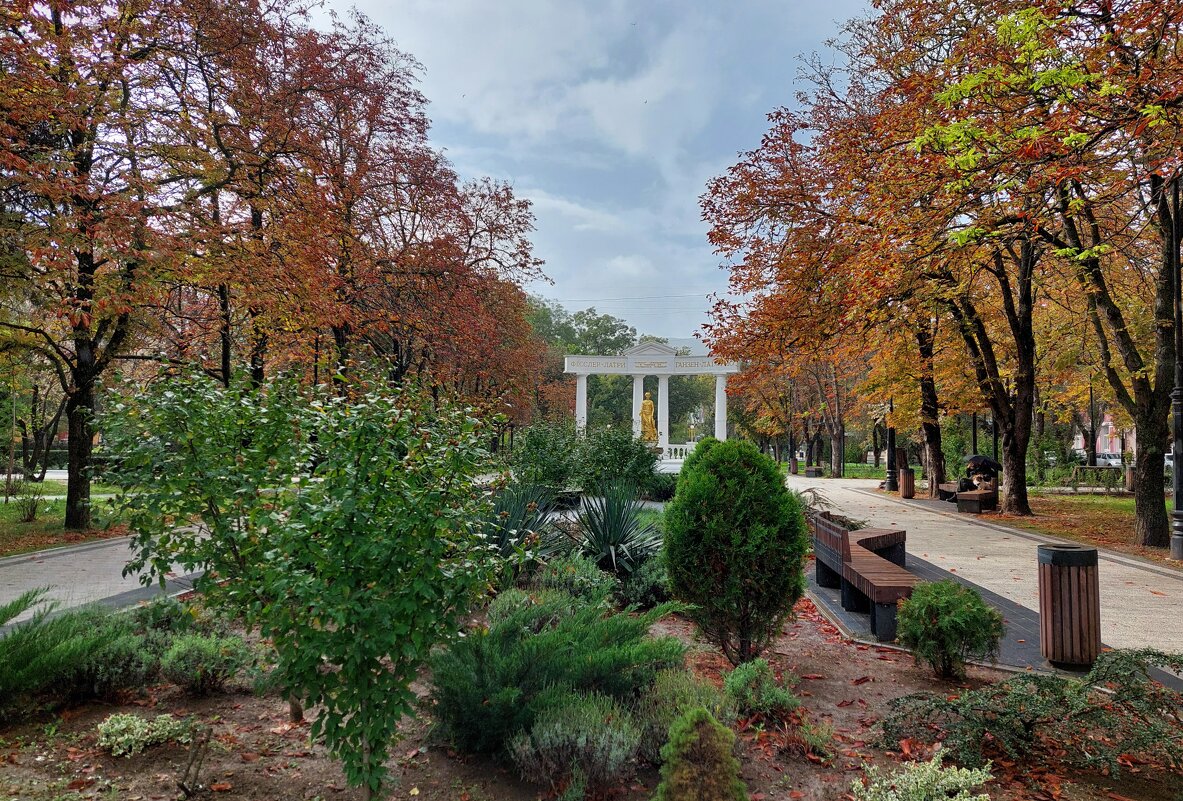 Фонтан "Доброму гению" - ИРЭН@ . Фонтан "Доброму гению" - ИРЭН@ .