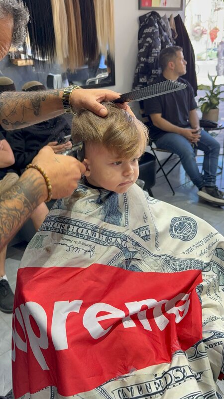 Том в парикмахерской . Мой маленький правнучек! - Светлана Хращевская Том в парикмахерской . Мой маленький правнучек! - Светлана Хращевская