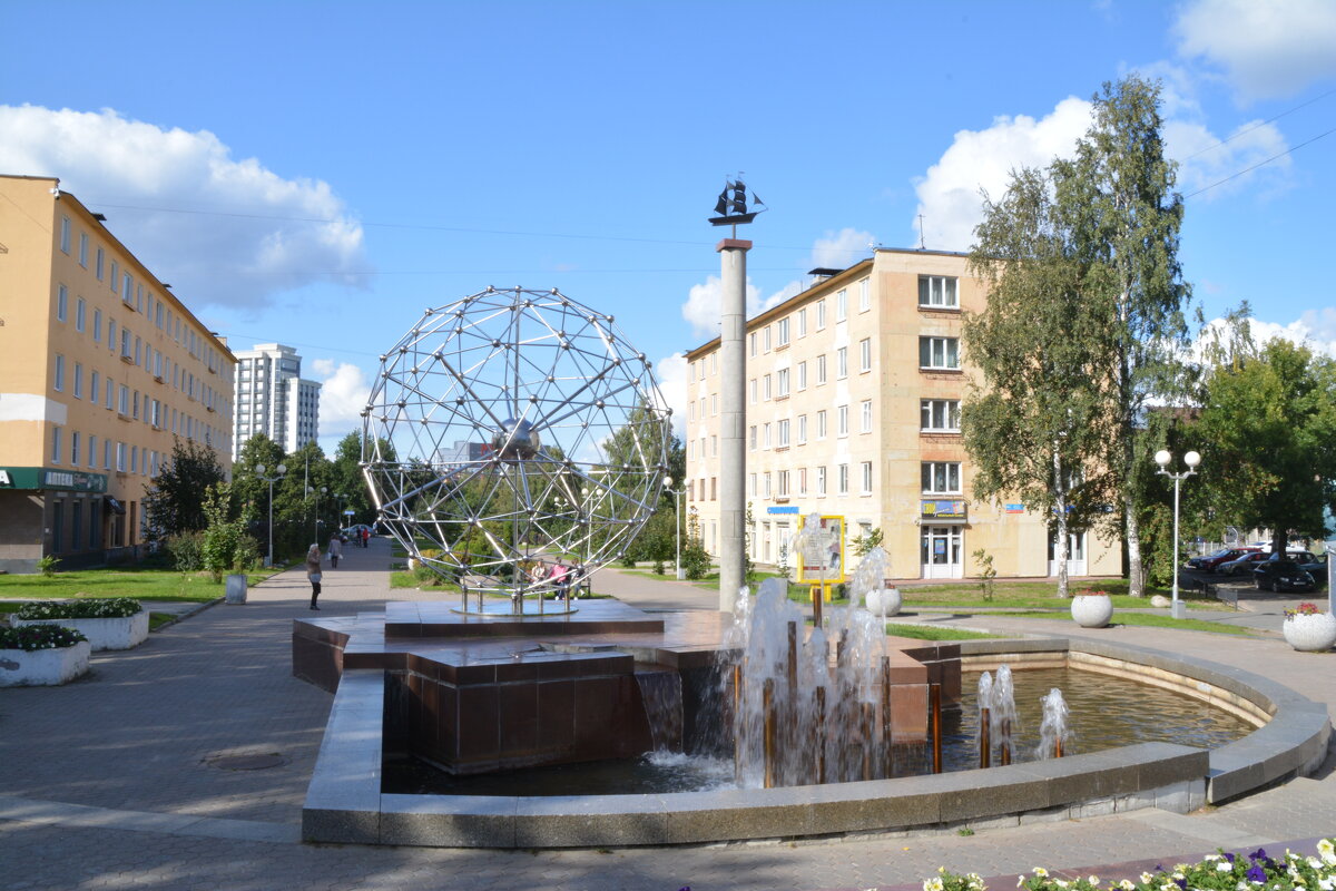 Петрозаводск. Молекула фуллерена - Николай 