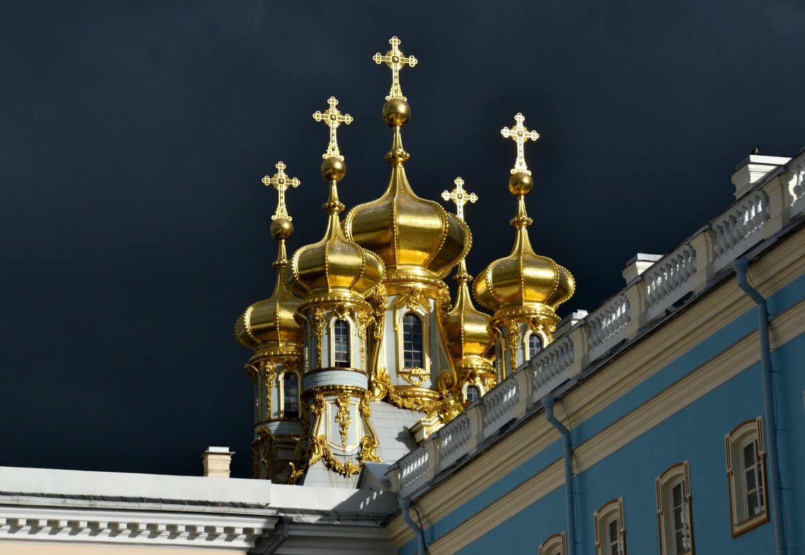 СВЕТ И МРАК - Юрий Вовк СВЕТ И МРАК - Юрий Вовк