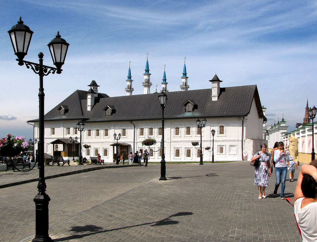 Братский корпус - Александр Ильчевский 