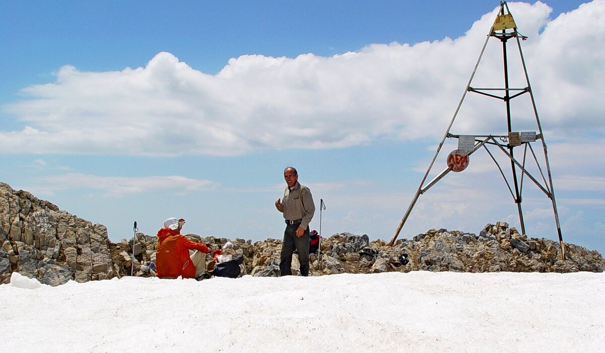 ПРОГУЛКА НА БОЛЬШОЙ ЧИМГАН - 2, с вершины. - Виктор Осипчук ПРОГУЛКА НА БОЛЬШОЙ ЧИМГАН - 2, с вершины. - Виктор Осипчук