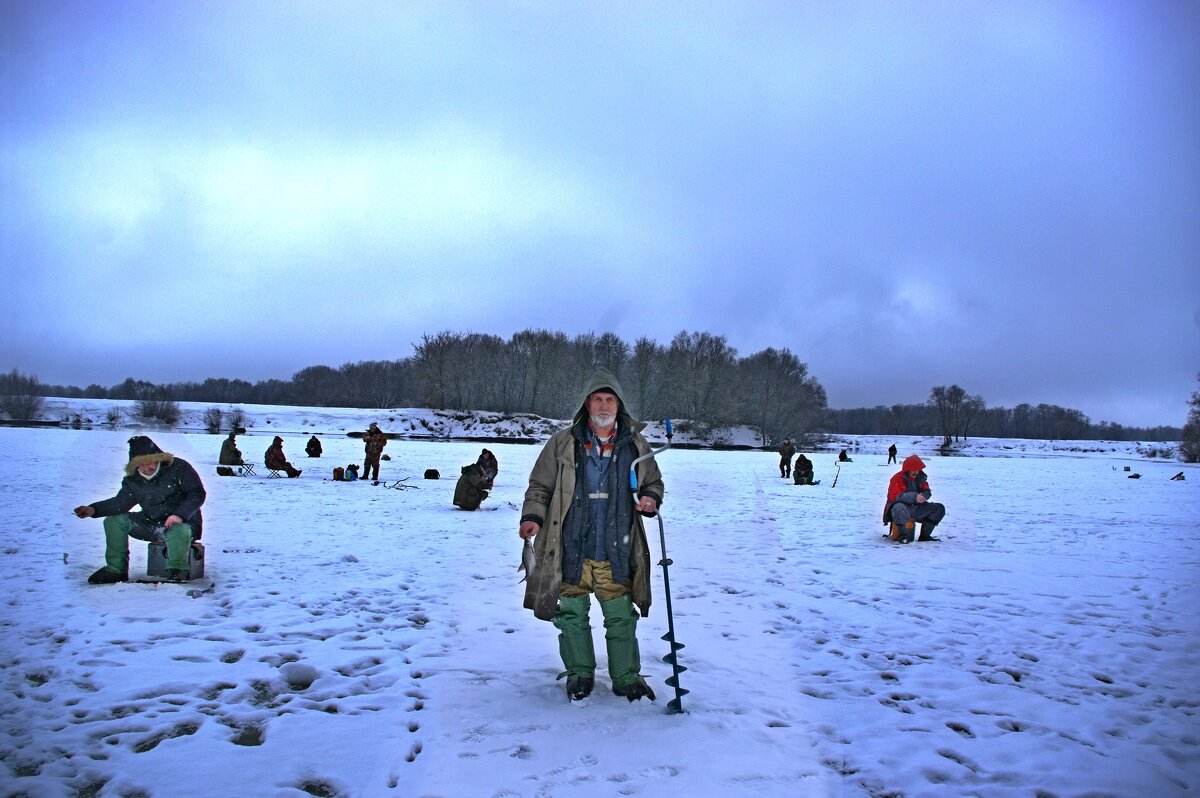 Рыбак на заводи/Десна/ АЛ - Евгений Рыбак на заводи/Десна/ АЛ - Евгений