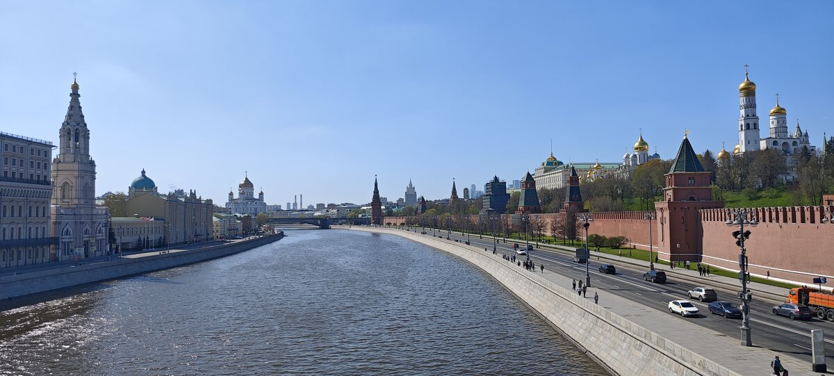 Храм Христа Спасителя и Кремль - <<< Наташа >>> Храм Христа Спасителя и Кремль - <<< Наташа >>>