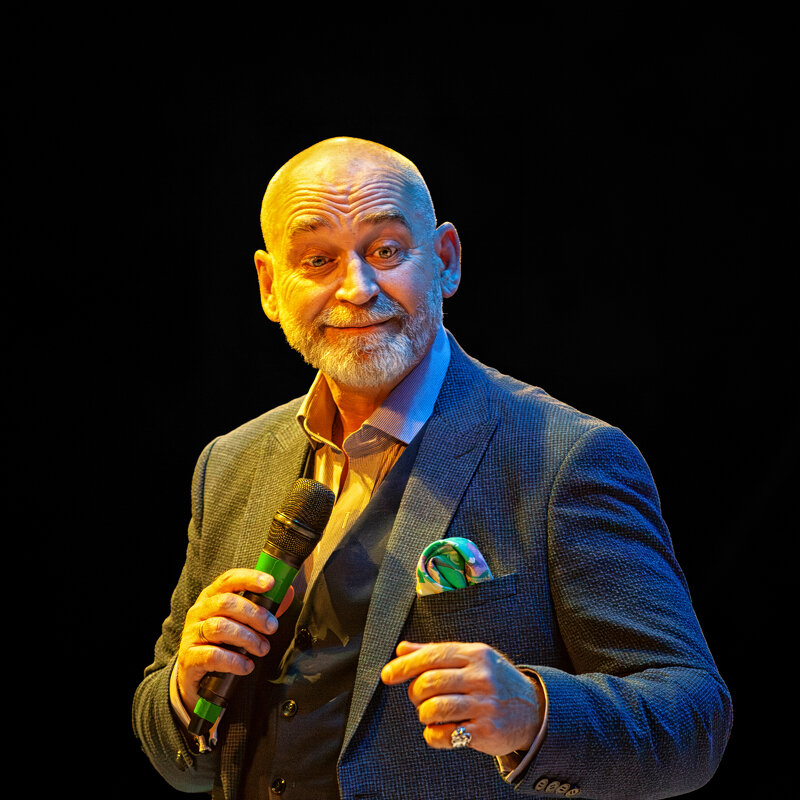 * - Александр Лисовский