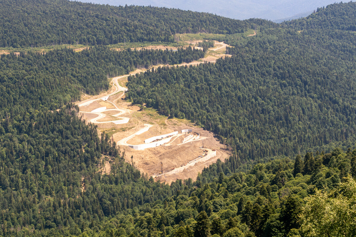 Строится дорога в горах на Гузерипль - Игорь Сикорский Строится дорога в горах на Гузерипль - Игорь Сикорский