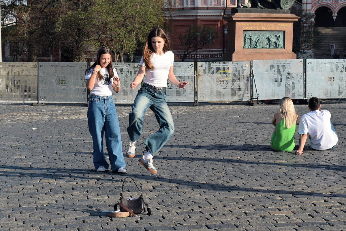 Тиктокеры на Красной площади. - Татьяна Помогалова