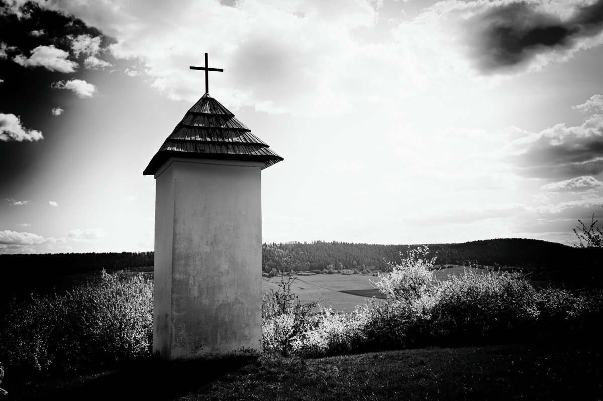 . . . - Jiří Valiska