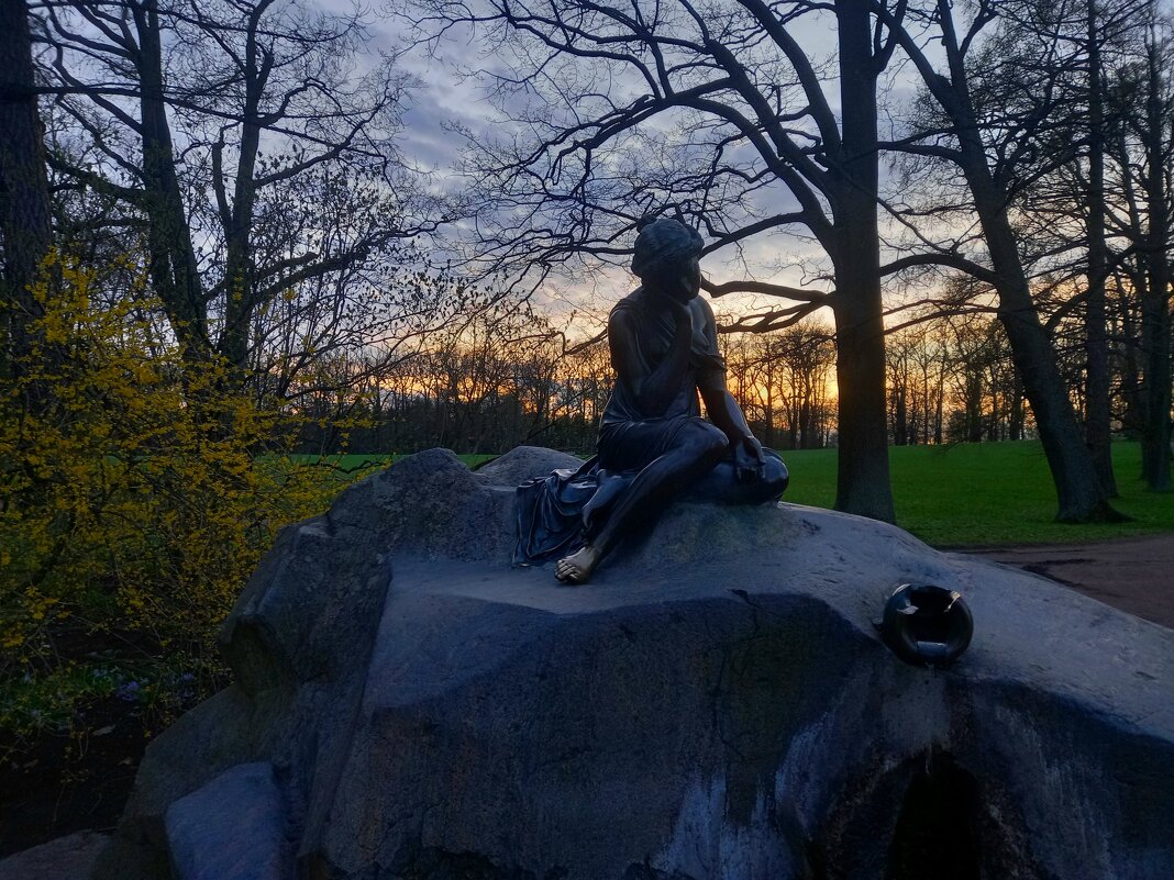 Девушка с кувшином - Сапсан 