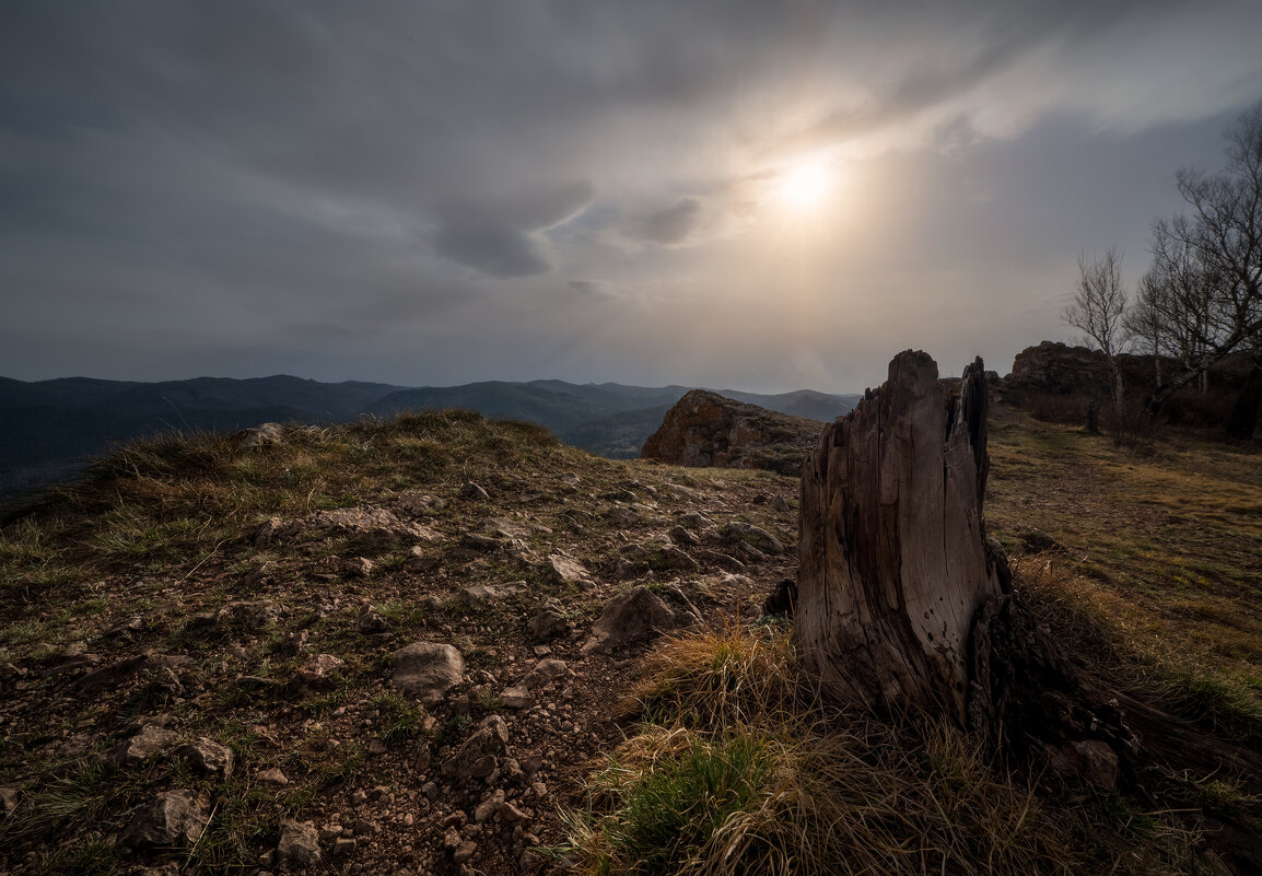 * - Александр Иванов
