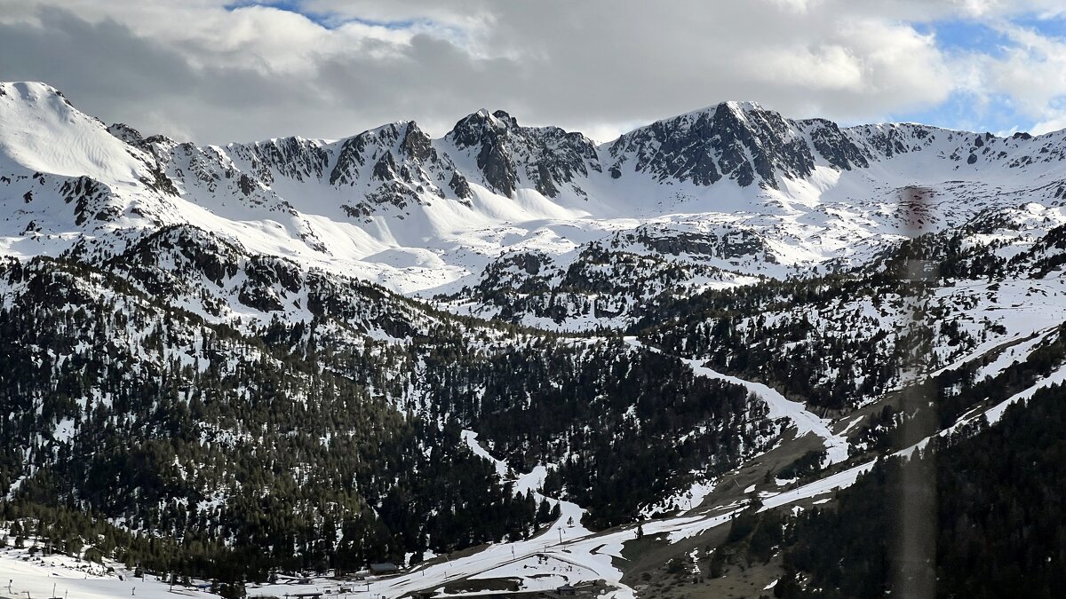 #андорра #автобусныепутешествия #европа # - "The Natural World" Александер