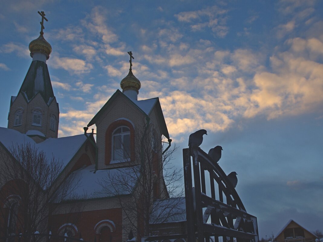 У входа в церковь - Сергей Швечков У входа в церковь - Сергей Швечков